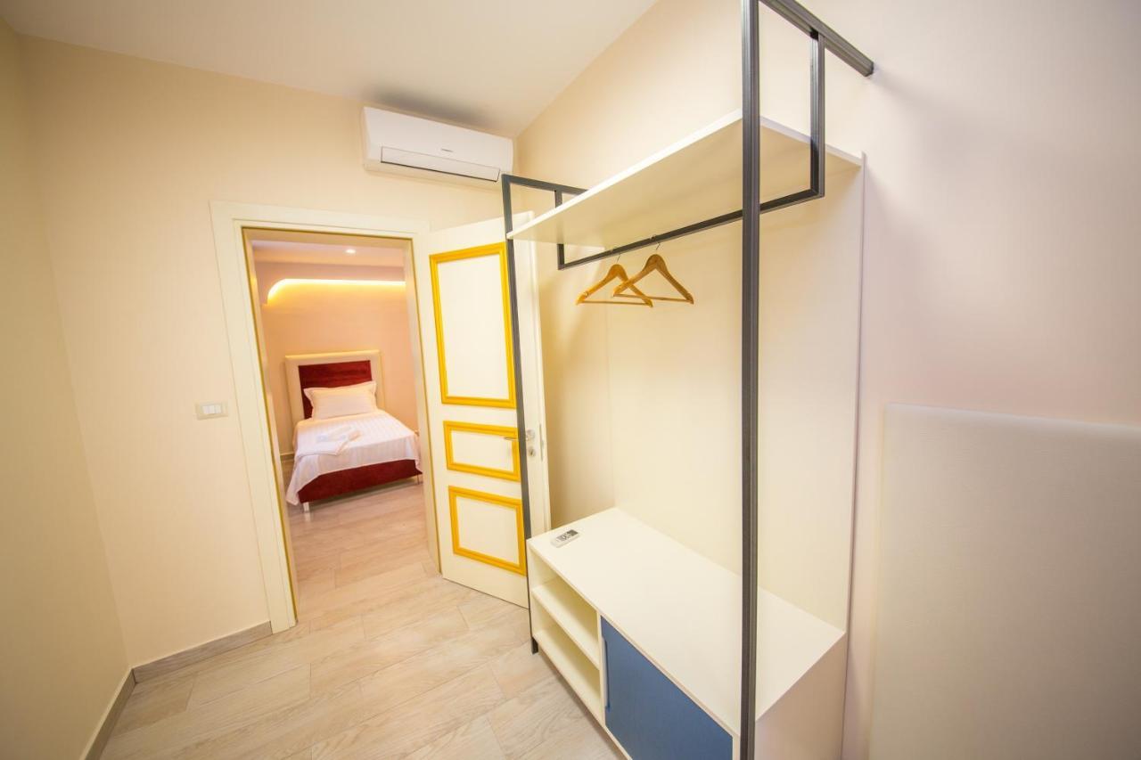 Laid Hotel Влёра Экстерьер фото