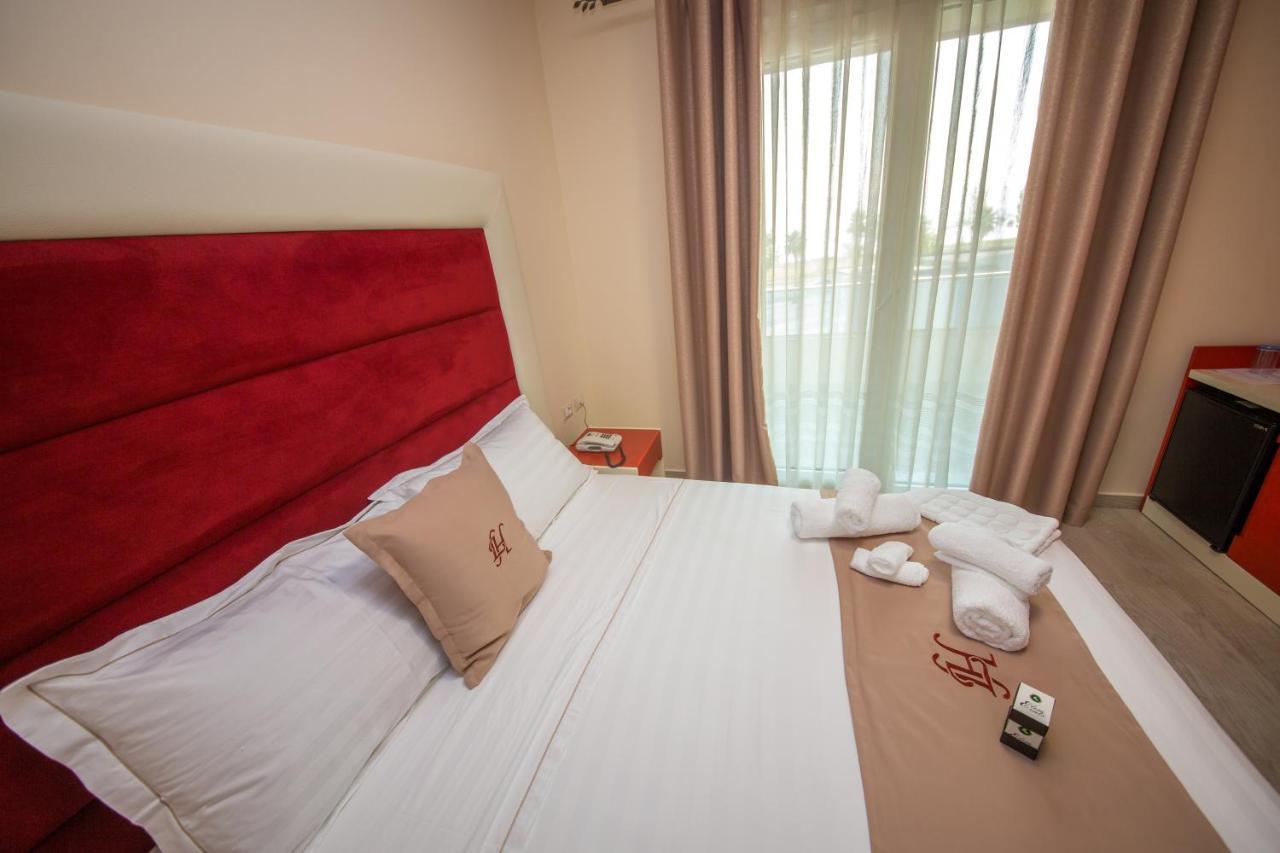 Laid Hotel Влёра Экстерьер фото