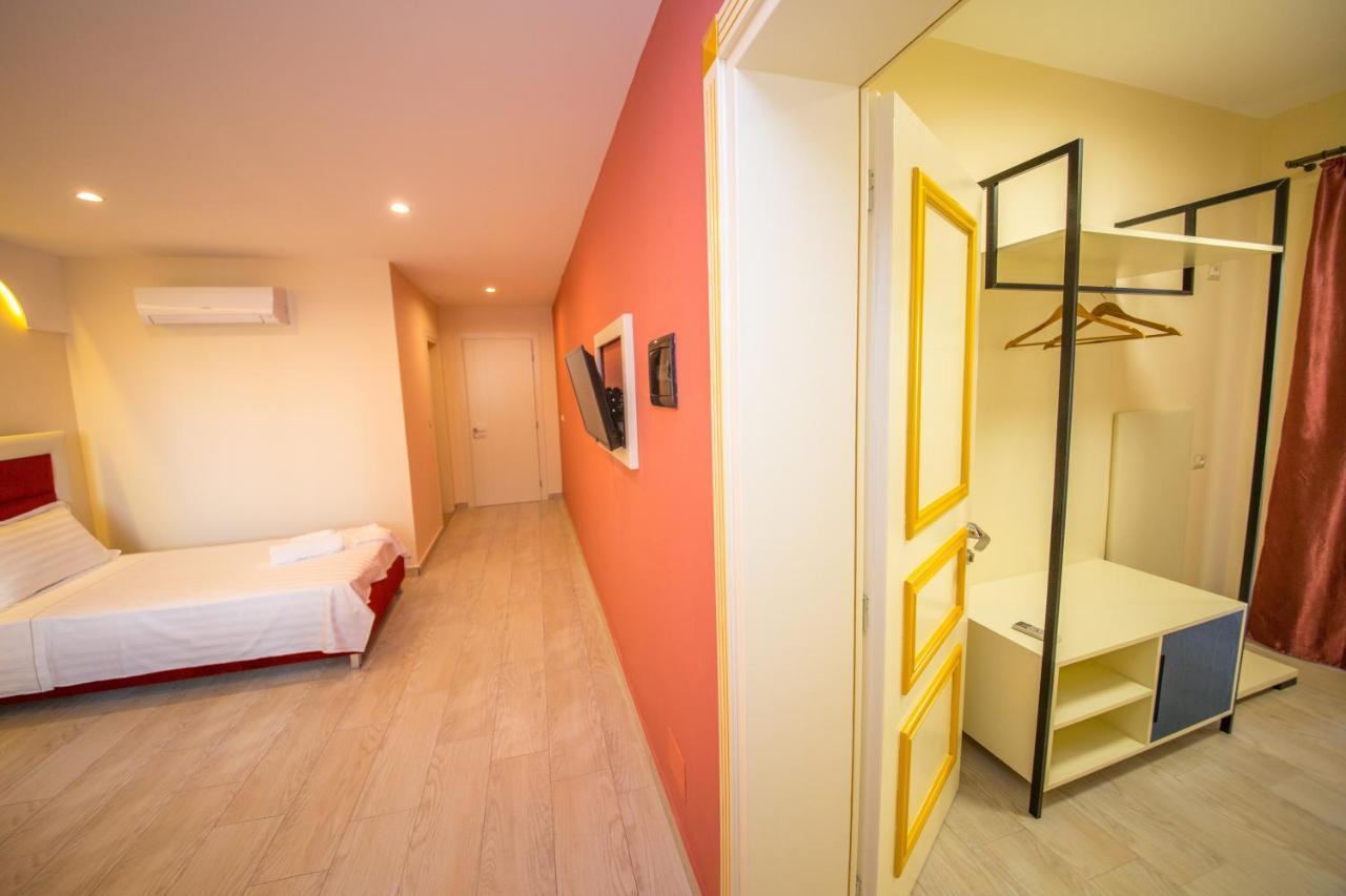 Laid Hotel Влёра Экстерьер фото