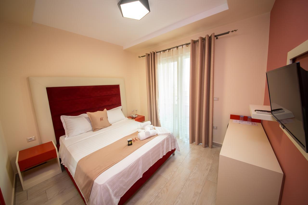 Laid Hotel Влёра Экстерьер фото